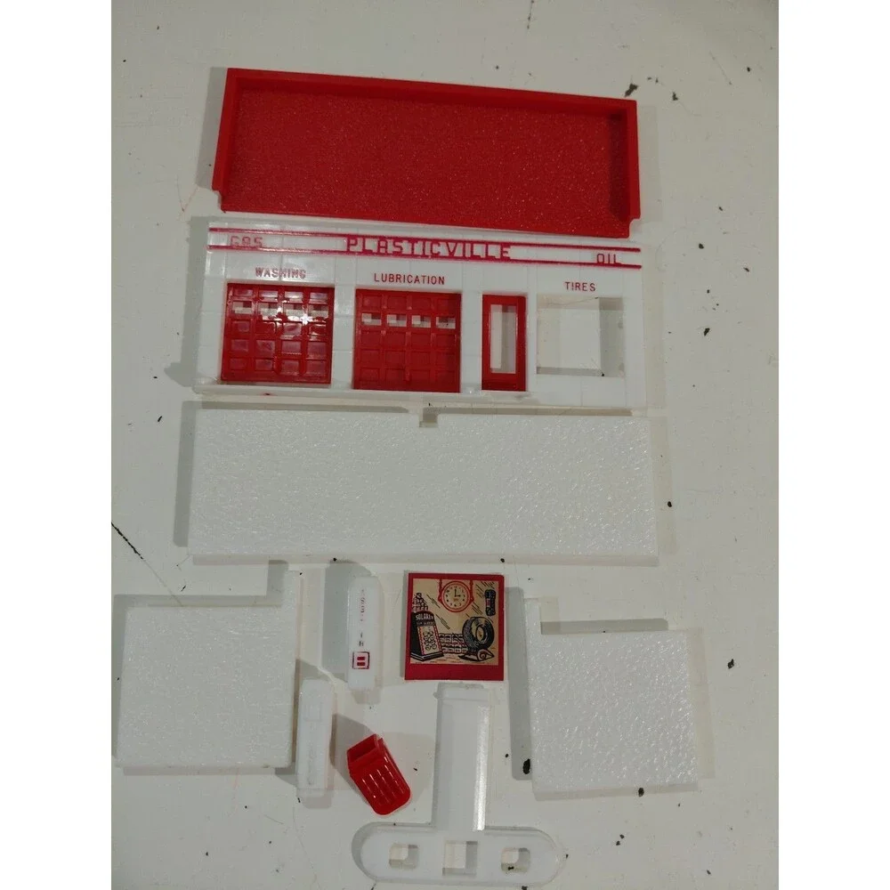 Plasticville O/S Gauge Model Railroad Scenery Service Station Garage Building